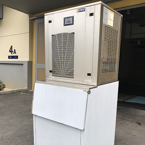 5臺500公斤雪花制冰機交付香港某賽馬場使用