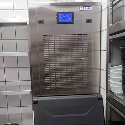 300公斤雪花制冰機(jī)交付重慶某火鍋店使用