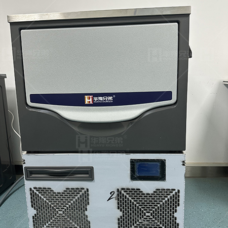 150公斤雪花制冰機一體機交付鄭州大學