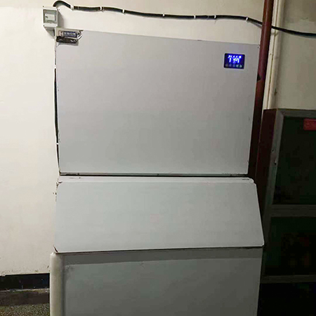 1噸方塊制冰機交付浙江嘉興某食品廠