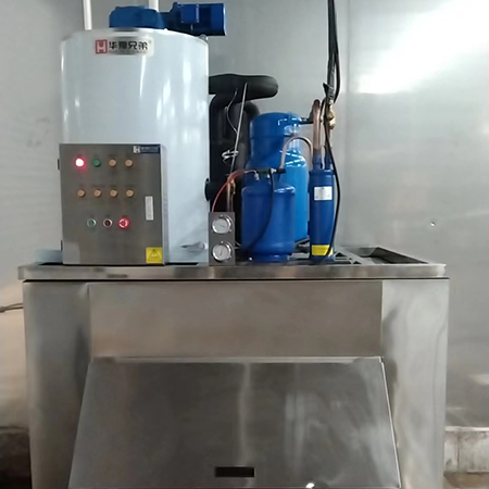 3噸不銹鋼片冰機交付福建某食品廠