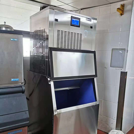 500公斤雪花制冰機交付廣東廣州某火鍋店