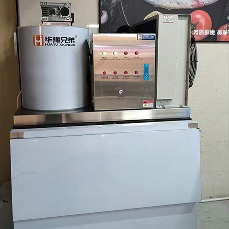 500公斤片冰機交付廣東東莞某大型超市